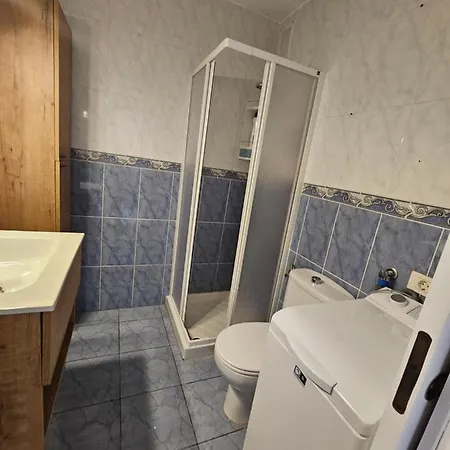 Fayser 108 Steps To With Direct Pool Access And Ac Apartament *