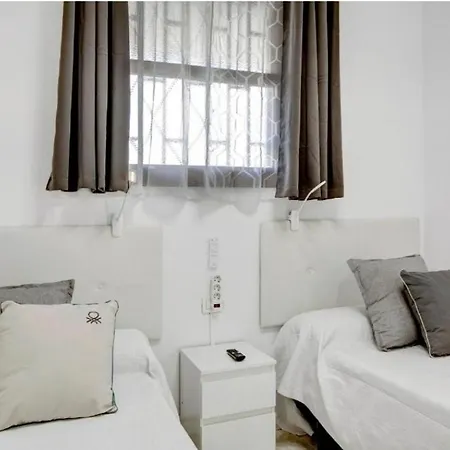 Fayser 108, 2 Bedrooms, Ac, Steps To Apartamento *
