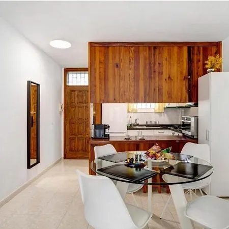 Fayser 108, 2 Bedrooms, Ac, Steps To *
