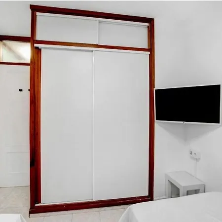 Fayser 108, 2 Bedrooms, Ac, Steps To Apartamento *